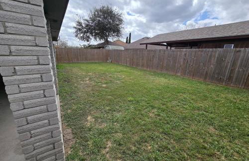 Home close to spacex, starbase and airport - Foto 17