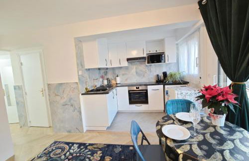 Arc de Triomphe 2 min walk Elegant Apartment - Foto 2