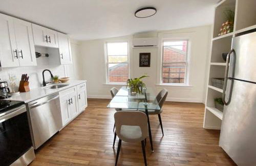 Explore Downtown and Mount Adams with River Views - Foto 1