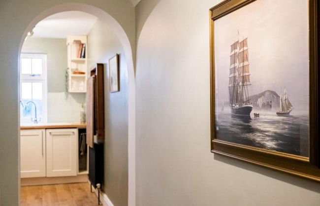 Charming Reigate Cottage Retreat - Foto 17