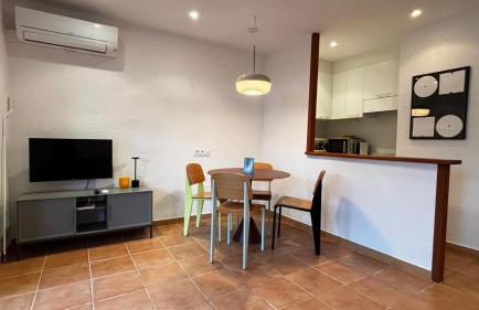 Parc Golfet - Apartamento para 3 con WiFi, AC y Piscina - Foto 4