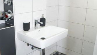 unique - 3 Zimmer - Loggia - Küche - Waschmaschine - Foto 3