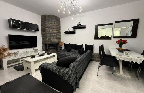 Katsaras House 3 Cozy Bedrooms - Photo 1