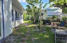 1 Large Bedroom Outdoor Patio - Photo 11