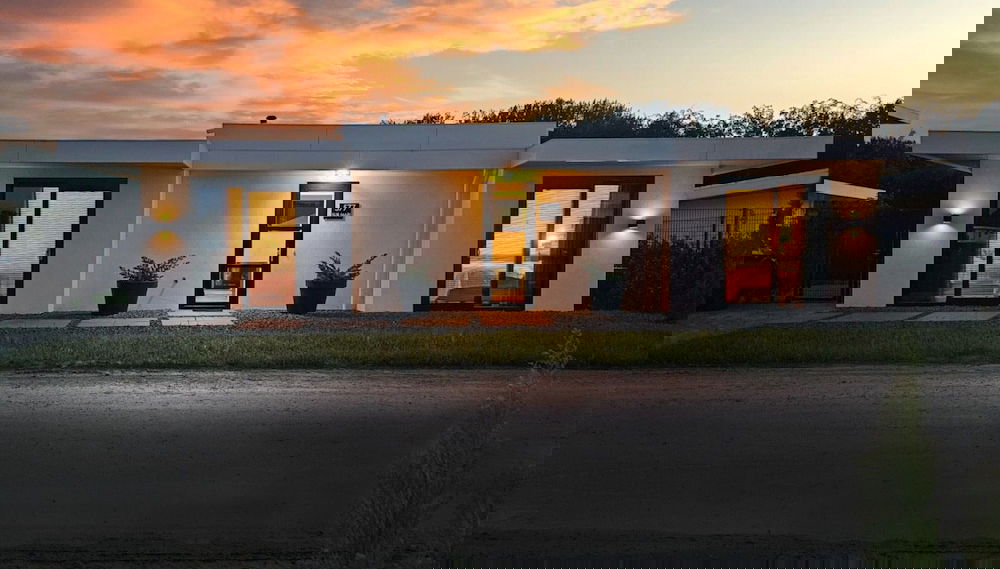 Luxury Villa With Veranda, Canoe - Foto 1, Imagen principal