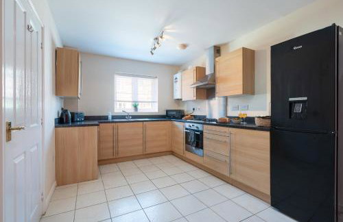 Swindon Modern Large House with Garden Sleeps 7 - Foto 11