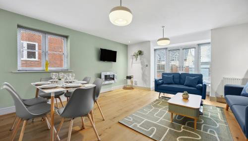 NEC Birmingham Airport Modern Village Retreat, Sleeps 7, Free Parking - Foto 2