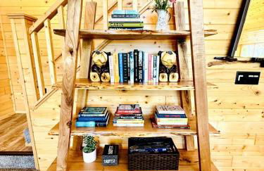 Group Lake Cabin with Ping Pong Table Loaded with Kayaks in Wisconsin - Foto 59