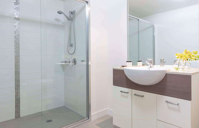 Oaks Brisbane on Charlotte Suites - Photo 7