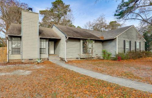7 Mi to Beach! Wilmington Family Gem with Yard - Foto 21