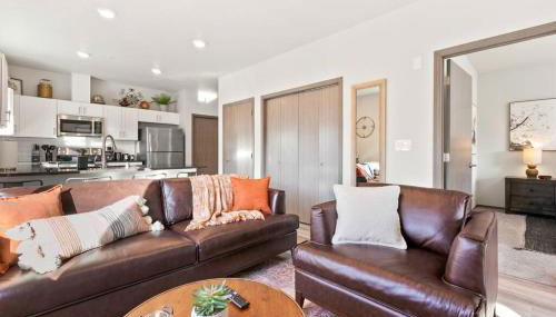 New 2 Bed 2 Bath Near Perry Dist and DT - Foto 2