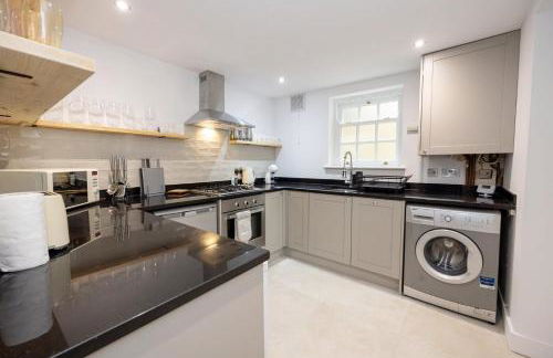 GuestReady - Georgian Quarter retreat with terrace - Foto 13