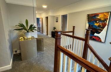 Very Large Central Property - Foto 41