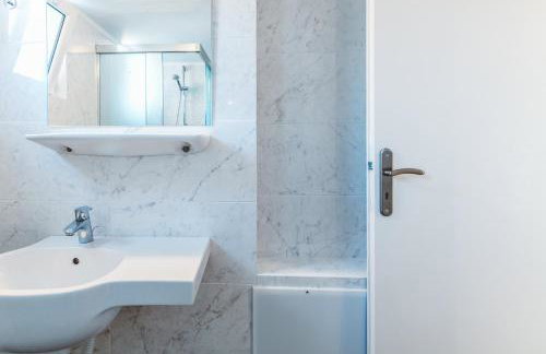 Panorama Apartments updated with infinity pool - Foto 25