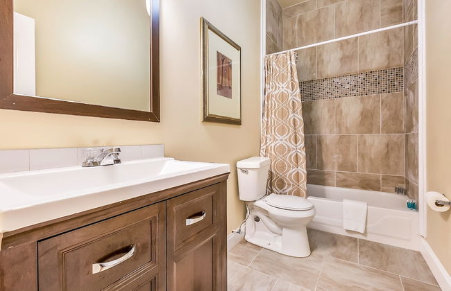 Brand New Spacious 4BD - Photo 15