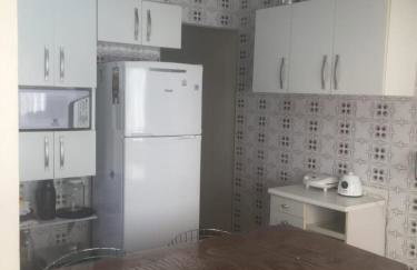 Casa Completa 100m da Praia 8 Pessoas Churrasqueira-garagem para 2 carros - Photo 7
