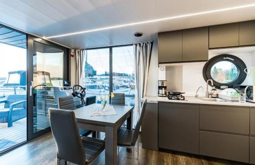 Domek na wodzie Topiko Czarter przy Hotelu Ognisty Ptak - Foto 15