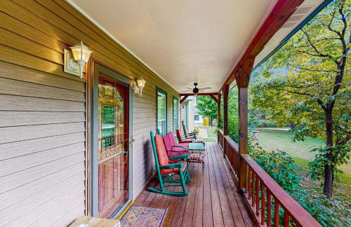 Serene Home Near Douglas Lake Yard Games Grill - Foto 1