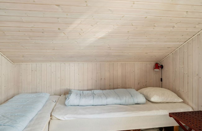 "Thrym" - 200m from the sea - Foto 10