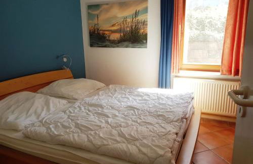 Fewo 7 im Fischerhaus Wintergarten und Terrasse mit Strandkorb - Foto 20