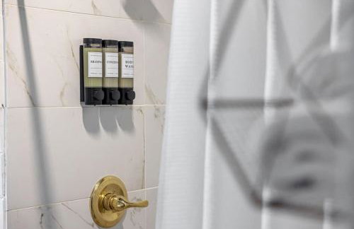 The Ultimate Fan's Retreat 5BR near all the Action - Foto 47