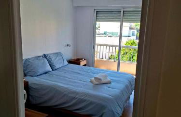 Elegant and comfortable 3 room, beach & transport within walking distance - Photo 30