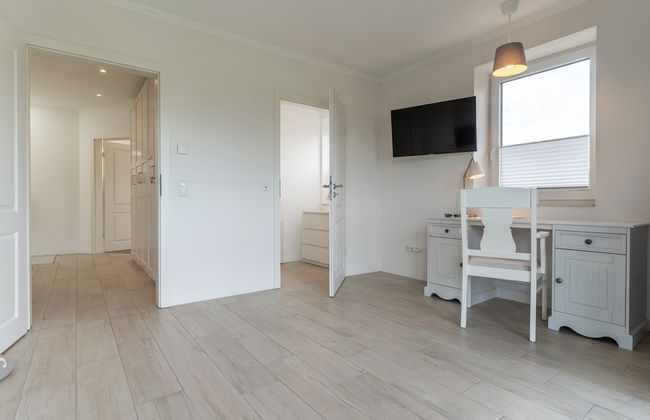 Holiday Home in Tonning With Harbor Views - Photo 7