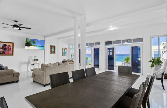 The W Villa 5 B R Oceanfront w Staff - Photo 47