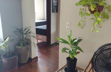 Apartamento Espaçoso Bairro Piracicamirim - Foto 2