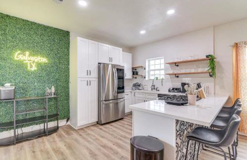 Backyard Movie Nights! Galveston Beach Retreat - Foto 9