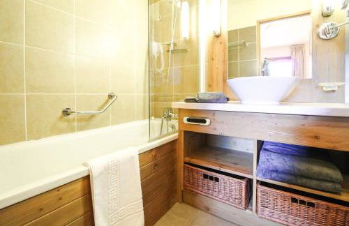 Stunning 3-bedroom apartment with mountain views - Foto 19