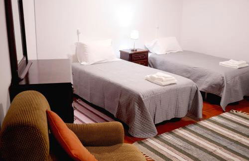 Green Valley Cruzinhas House with Fireplace & BBQ - Foto 32