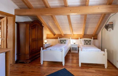 Wald Apartments bei Schlossgaststätte Hohenberg - Seeshaupt, südlicher Stanberger See, kostenfrei Parken, Ladestation für Auto und Fahrad, WLAN, Natur pur - Foto 41