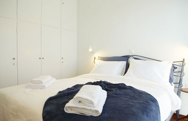 Luxury Apartment with Exceptional View - Photo 9