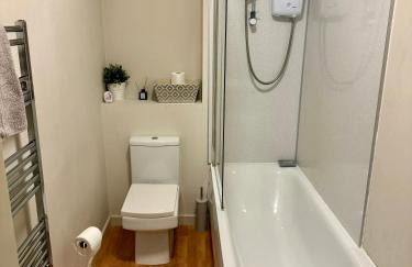 Romantic Chapel Retreat in Snowdonia - Sea Views & Serenity - Foto 7