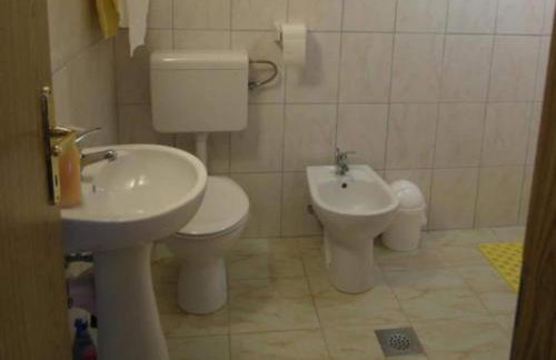 One Bedroom apartment with Terrace - Photo 10