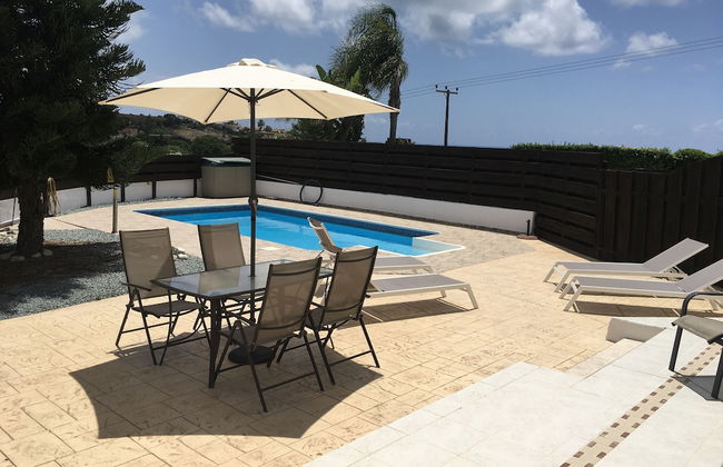 3 Bed Villa 10 Minutes Drive From Beautiful Beach - Foto 12