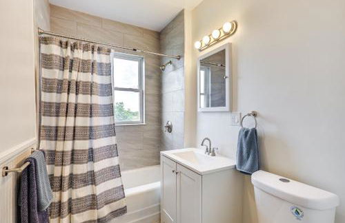 4 Mi to Fenway Park Pet-Friendly Dorchester Apt! - Photo 16