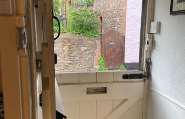 Minehead Forget me not Cottage - Photo 2