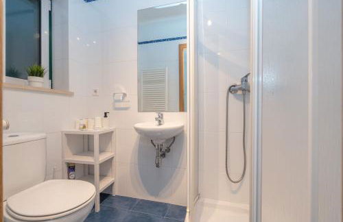 Atlantic Ocean 2BDR with Pool by LovelyStay - Foto 33