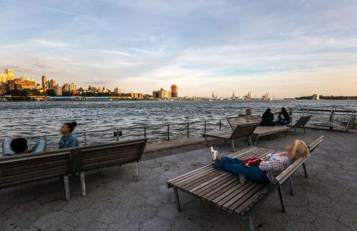 Bright FiDi Studio w Gym Doorman NYC-115 - Foto 23