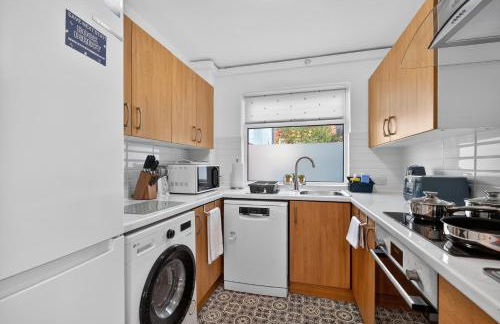 Comfy City Base with Free Parking Walk Everywhere - Foto 25