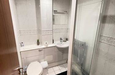 Stunning Flat by Quayside with Balcony!! - Foto 8