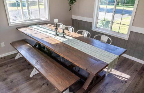 Spacious Family Home with Hot Tub - Foto 14