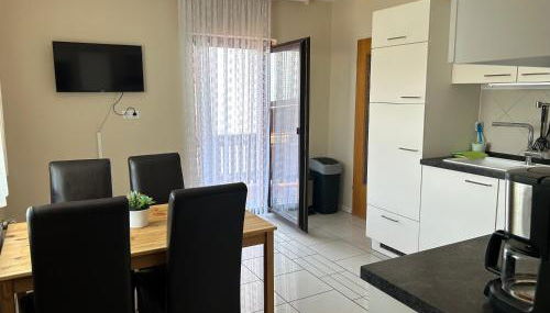 Parkplätze, Einzelbetten, 2 TVs, Balkon, Terrasse, fast Wi-Fi bis zu 1000 Mbit, Homeoffice - Foto 4