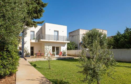 Villa Francesca - Beach and Airport - Photo 10