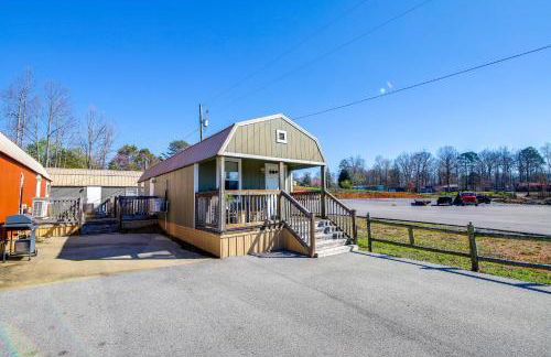 Charming Cabin Near Great Smoky Mountains! - Foto 18