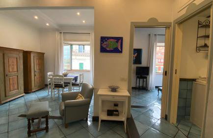 City Life Apartment - Photo 12
