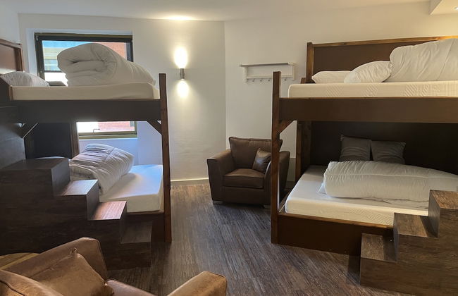 The Bling Hotel by UStay - Photo 40