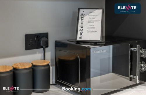 LAST-MINUTE SPECIALS l ELEGANT HOUSE l WEMBLEY STADIUM LOCATION, FREE PARKING, 5 MIN TO BRENT CROSS WEST STATION, SLEEPS Up to 6 l Elevate Living Estates Short Lets Cricklewood & BRENT CROSS - Foto 15